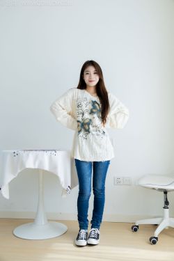 [COS福利] 国外美女SayaTheFox – Ann Takamaki(10P)