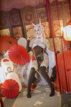 [COS福利] 国外美女SayaTheFox – Ann Takamaki(10P)