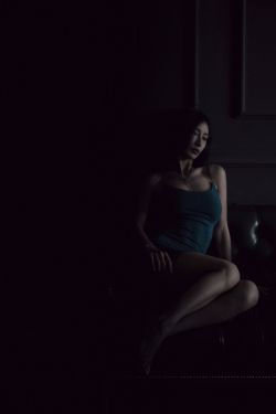 鈴木ふみ奈 – 私を捕まえて(28P)