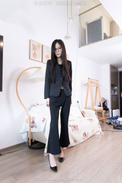IESS异思趣向 – 模特： 兔兔 《性感吊带（下）》(75P)