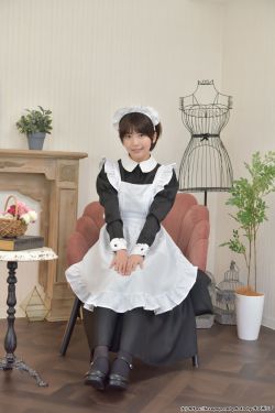 娅轩ELVA – 风衣下的红色(75P)