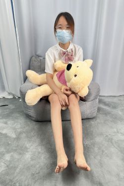 奶芙酱 – 黑镂空比基尼(77P)