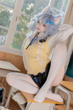 瀬戸環奈 – 温泉逃避行(67P)