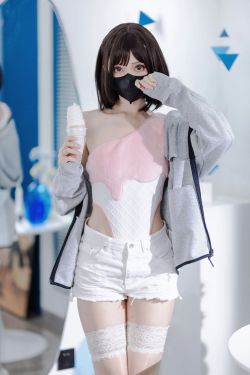 时安安 – 性感内衣(90P)