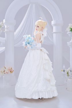 Natsuko夏夏子 – 碧蓝航线镇海旗袍(76P)