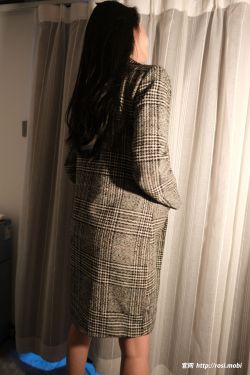 Hane Ame 雨波 写真 – Grok AI Ani(10P)