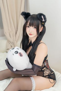 足愉心 No.018 奶芙 （搭配：粉色T恤、牛仔长裤、运动鞋、白色棉袜、裸足）(110P)