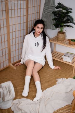 甜予摄影 No.187 知知 – 高跟鞋、厚黑丝(127P)