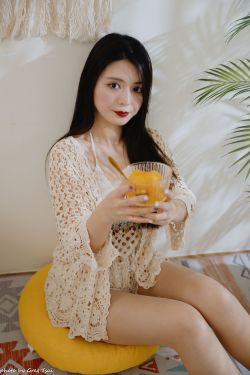 筱筱 – 休闲居家棚拍(100P)