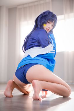 物恋传媒 No.2346 菜菜 – 运动鞋、厚黑丝、裸足(167P)