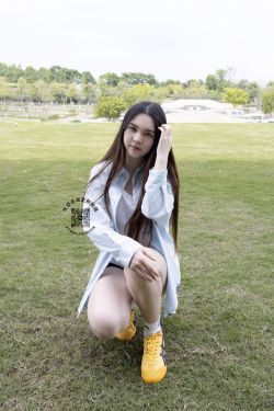 动漫博主蠢沫沫 – 金发蝴蝶结(94P)