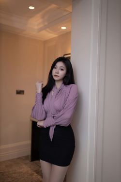 动漫博主蠢沫沫 – 金发蝴蝶结(94P)