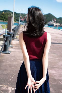 白濱美兎 – ちょっぴりオトナ(70P)