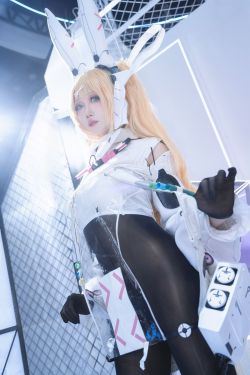 动漫博主Kitaro_绮太郎 – 少女前线 云图计划 奇塔Mp7(9P)