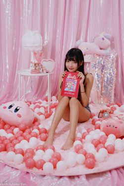 朝日ななみ – 22歳の純真ビキニ(64P)