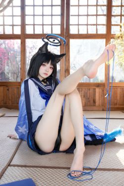 斉藤里奈 – come on(26P)