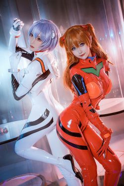 IESS异思趣向 – 模特： 兔兔 《高开衩包臀裙》(88P)