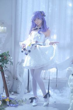 微博妹子三度_69 – 蔚蓝档案 春日椿(40P)