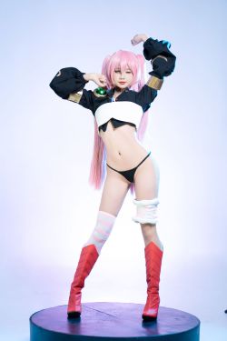 Pary摄影 No.153 小美 新模女炜玲展示36码超白小脚(103P)