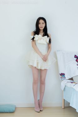 [秀人XiuRen] 2024.10.08 No.9243 唐翩翩(87P)