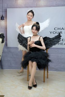 樱梨梨 – 甘雨小秘书(30P)
