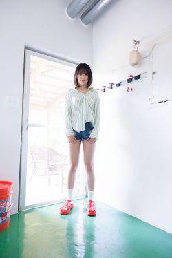 周于希 – 极品车模(93P)