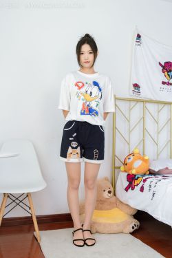 健身女神洁己u – 红色一根绳勒蜜桃(55P)