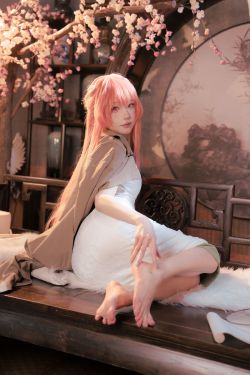 桜桃喵 – 夜纱(43P)