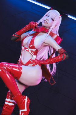 桜桃喵 – 夜纱(43P)