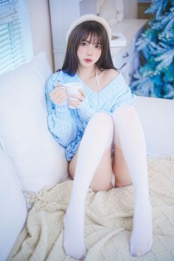 COS福利rioko 凉凉子 – 碧蓝航线 金鹿号(30P)