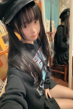 阿半今天很开心 – 喜多川 小雫(40P)