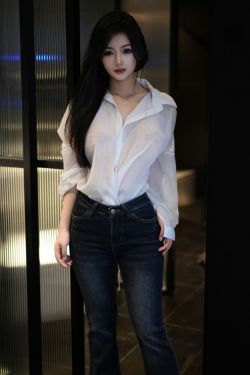 Coser小姐姐 星之迟迟 – 空之境界 两仪式(26P)