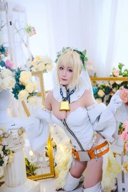 [秀人XiuRen] 2024.02.06 No.8076 美七Mia(82P)