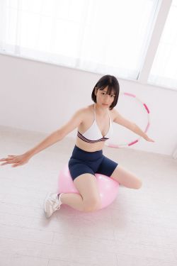 tina_甜仔 – 墨绿睡衣(85P)