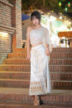 阳光美少女 萌芽儿o0 – 西双版纳 傣服 银(17P)