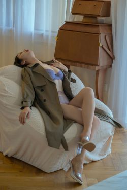 阳光美少女 萌芽儿o0 – 西双版纳 傣服 银(17P)