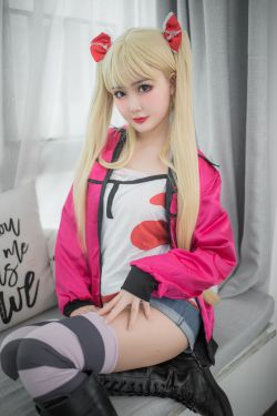 周妍希 – 黑丝钢琴老师(36P)