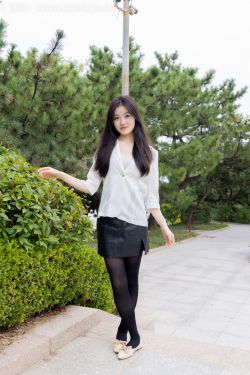 物恋传媒 No.1754 菜菜 – 万籁俱静(159P)