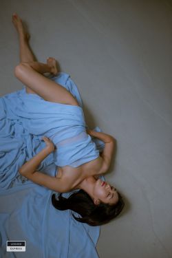 Umeko J – Ghislaine Dedoldia(57P)