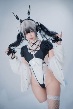 IESS异思趣向 – 模特：婉萍 《超短牛仔裤》(82P)