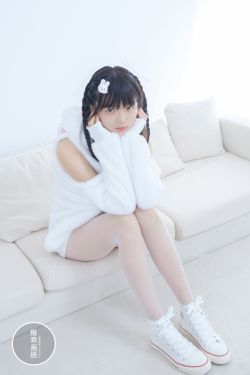 物恋传媒 No.1711 纱纱 – 不留遗憾(149P)