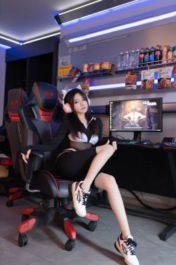 动漫博主小仓千代w – 明日方舟 早露(10P)