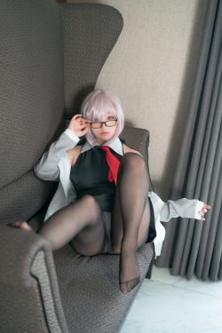 [SSA丝社]超清写真 No.797 模特 囡囡 的黑丝袜美脚（下）(130P)